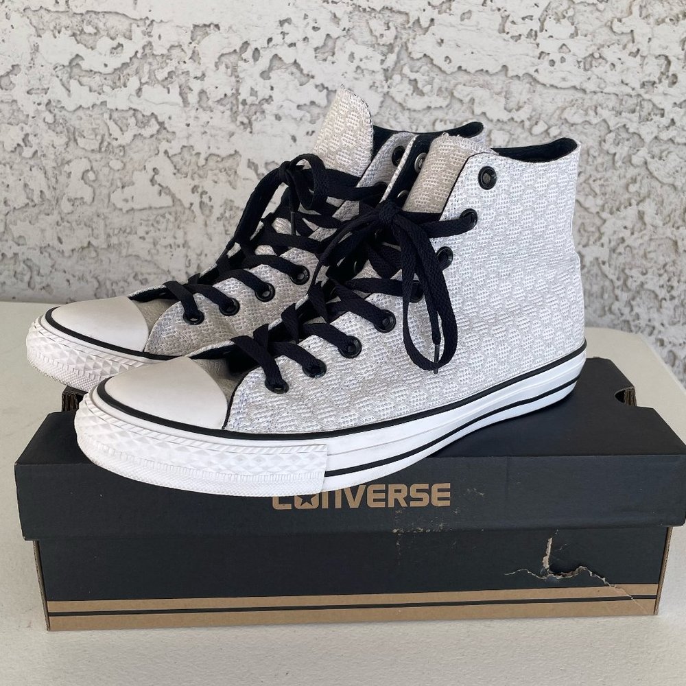 Converse High Top Grey Hexagon Pattern (Men's size 10, Women's size 12)